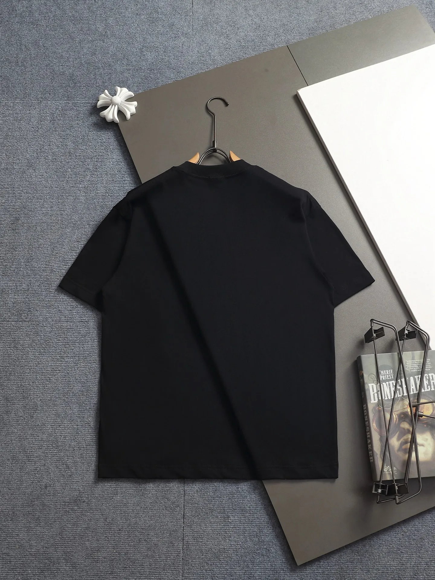 2026 New Arrival Same Style👫320g T ， ！ ， ， logo ！ ， Versatile， ， ！ ！ Classic Versatile T ， logo ！ ！ Quality ， ！！ ：Black White Size：S M L XL